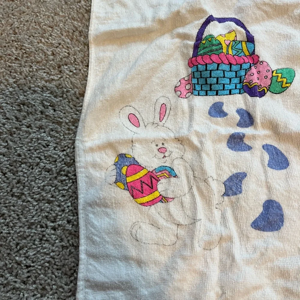 🐰Easter bunny theme hand towel, preowned.